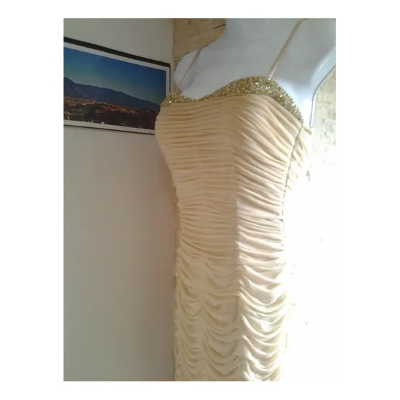 Vestido Para Fiesta Corto Color Beige 
