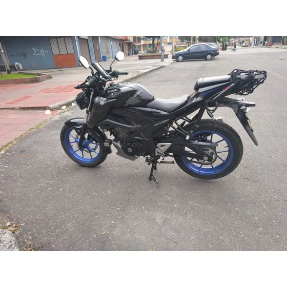 Vendo Moto Suzuki Gsx-s150 Modelo 2022