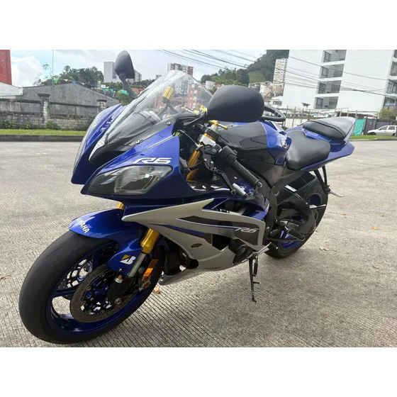 Yamaha R6r