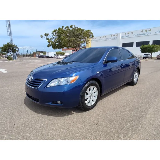 Toyota Camry V6