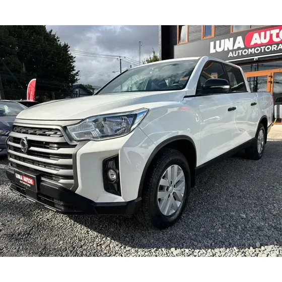 Ssangyong Musso 2.2 Lx Diesel 4wd 2ab Mt 4p 2022 usado en Valdivia
