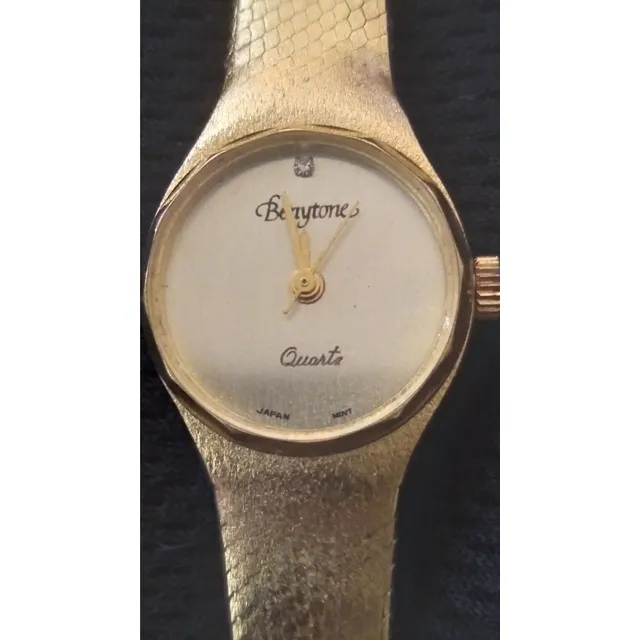 Reloj Benytone,baño De Oro (quartz) Pulsera Brazalete.