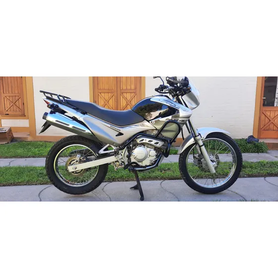 Honda Falcon Nx 400,  Año 2013 Con 30.600klm. Segundo Dueño.