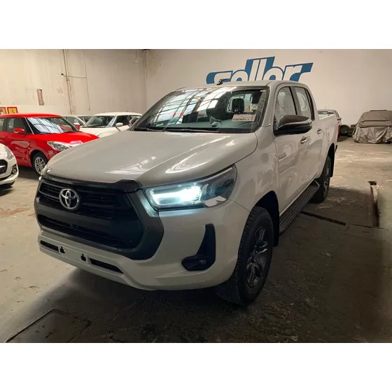 Toyota Hilux Srv 2.8 Td 4x2