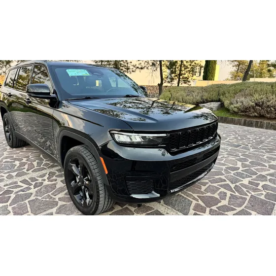 Jeep Grand Cherokee Laredo