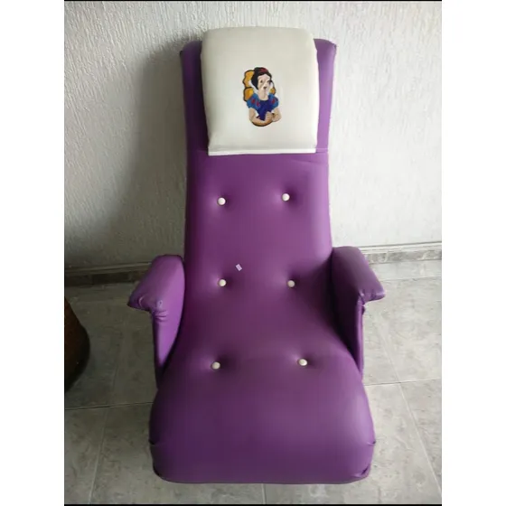 Silla Mecedora De Blanca Nieves. Usada