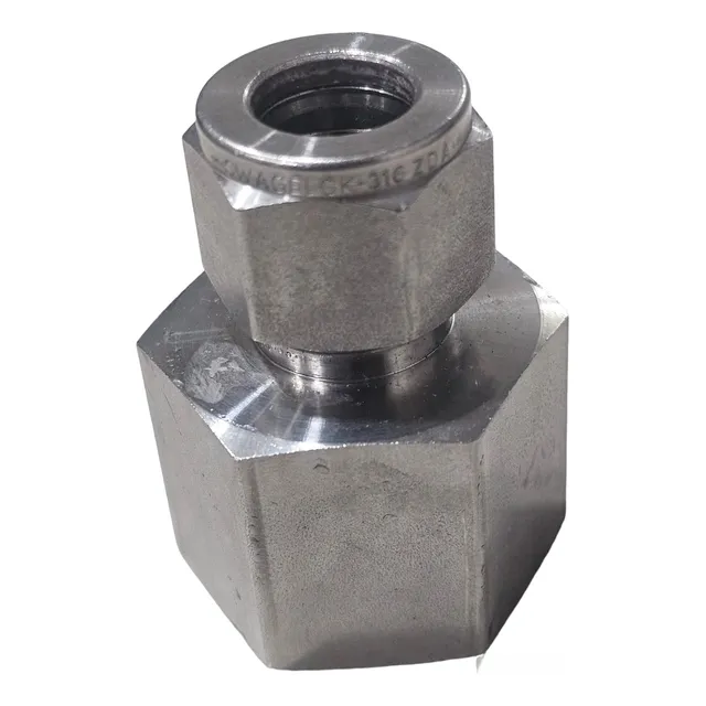 Conector Hembra De Acero Inoxidable 1/2 Od X 3/4  Npt Hembra
