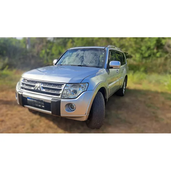 Mitsubishi Pajero Full 3.2 Hpe Aut. 5p