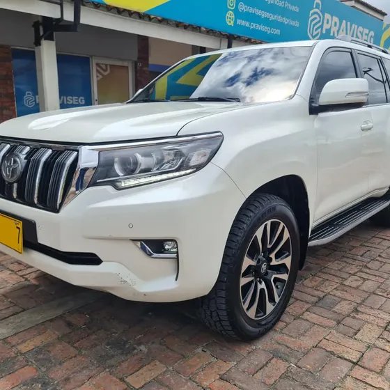 Toyota Prado 2022 Txl 2.8cc At Aa 4x4