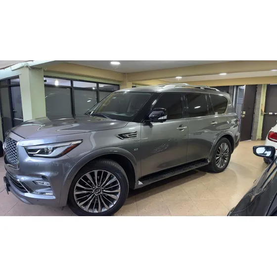 Infiniti Qx80 5.6l Perfection 7 Pasajeros At