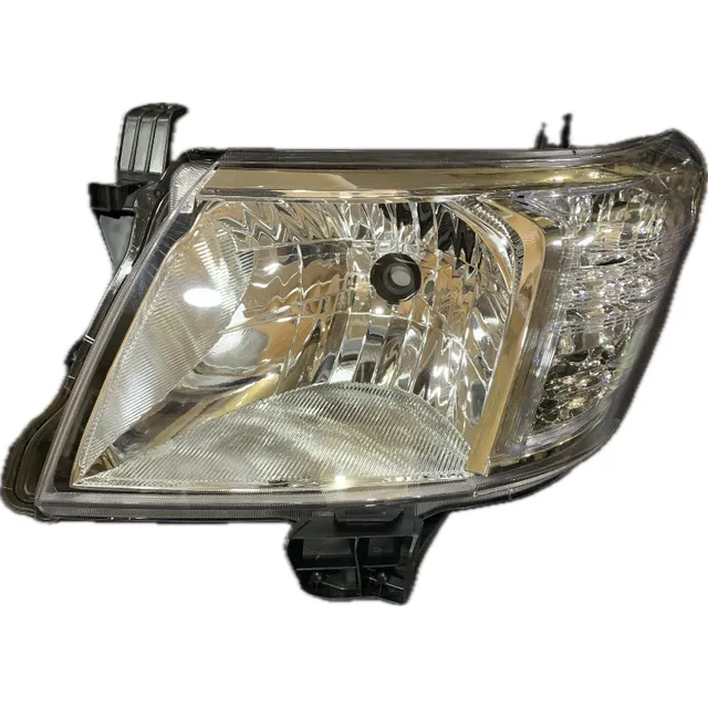 Faro Toyota Hilux 2012 - 2018 Izquierdo Depo