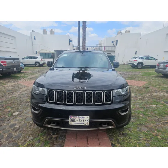 Jeep Grand Cherokee 3.6 Edición 75 Aniversario 4x2 Mt