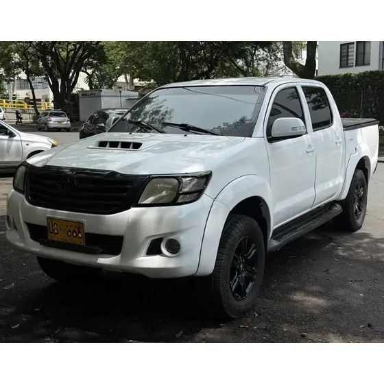 Toyota Hilux 2015 3.0 Srv 169 Hp Blindaje 2