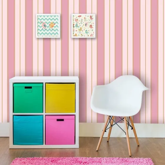 Papel De Parede Listrado Em Tons De Rosa E Bege 