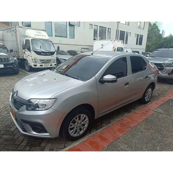 Renault Logan 1.6 Authentique / Life