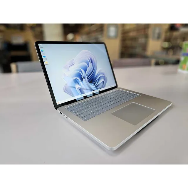 Microsoft Surface Laptop Studio 2, 64 Gb Ram, 1tb Ssd