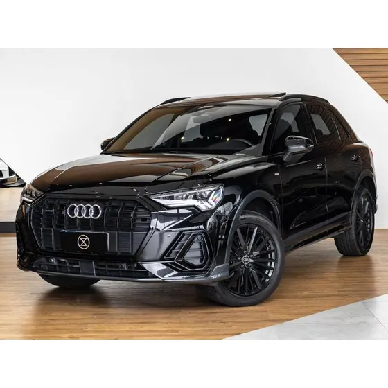 Audi Q3 Performance Black Sline 2.0 Quattro