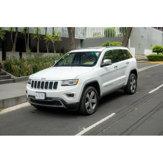 Jeep Grand Cherokee 3.6 Limited Lujo V6 4x2 At