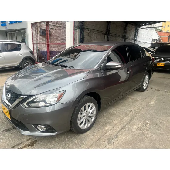 Nissan Sentra 1.8 B17 Fl Advance