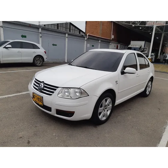 Volkswagen Jetta Trendline 2.0cc At Aa 4x2