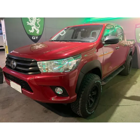 Toyota Hilux Dx 4x4 2.4 Tss