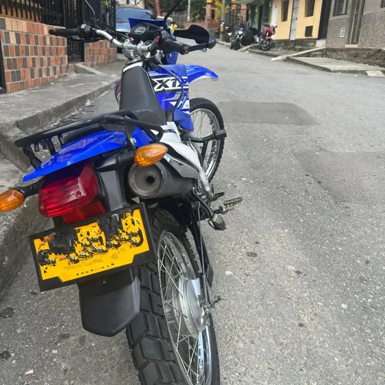 Xtz 125 Modelo 2022, Con 14.209 De Kilometraje. Única Dueña
