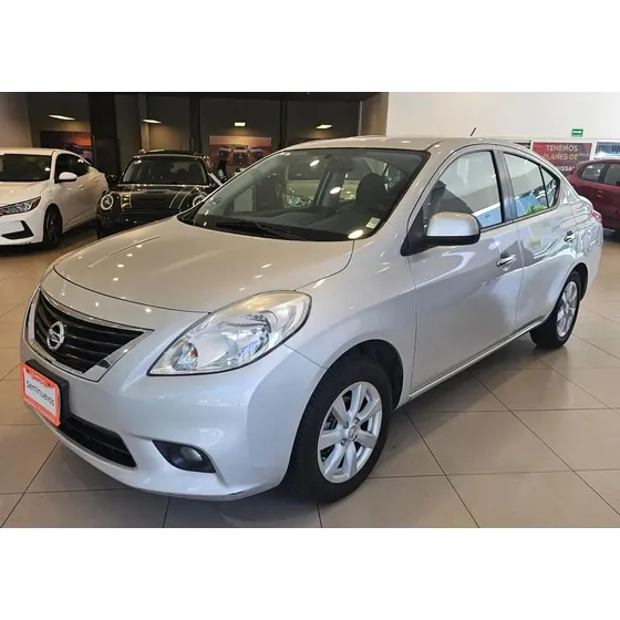 Nissan Versa 1.6 Advance 5vel Mt