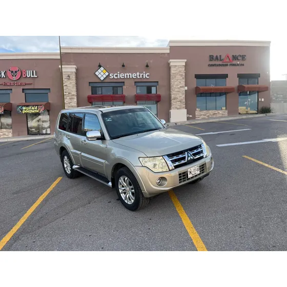 Mitsubishi Montero 3.8 Limited V6 At