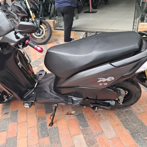 Moto De Segunda, Poco Uso, Color Negro