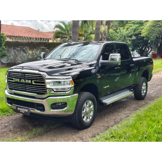 Ram Ram 2500 6.7 Laramie Cab. Dupla 4x4 Aut. 4p