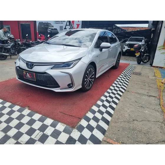 Toyota Corolla 1.8 Se-g Hibrido
