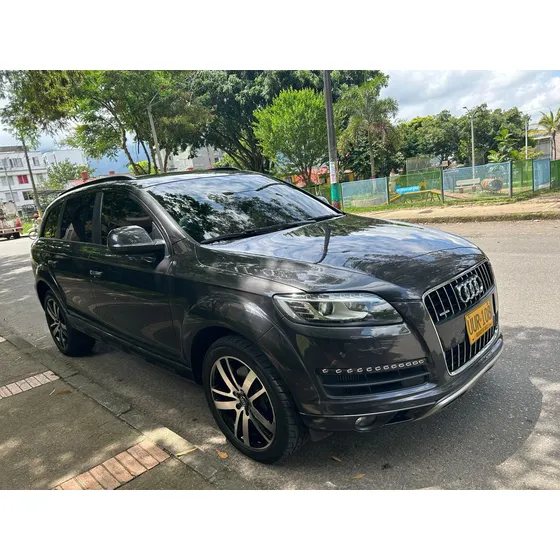 Audi Q7 V6 3.0 Tdi Quattro Attraction