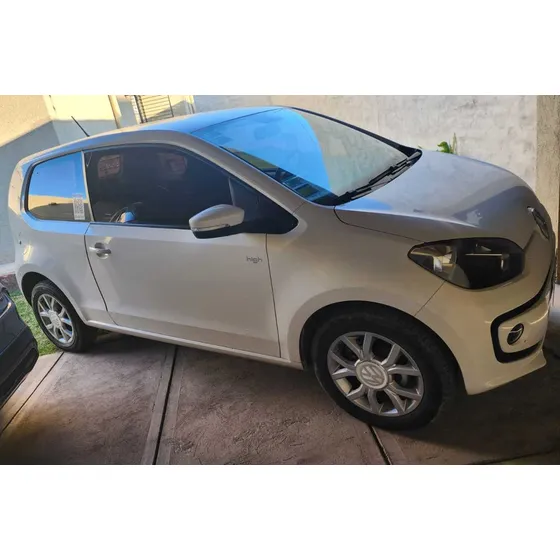 Volkswagen Up! 1.0 High Up! 75cv