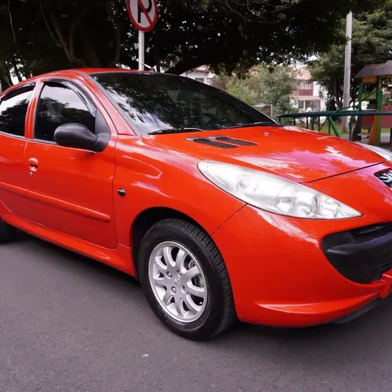 Peugeot 206 2013 Urban 1.4 Mt 2ab 5p