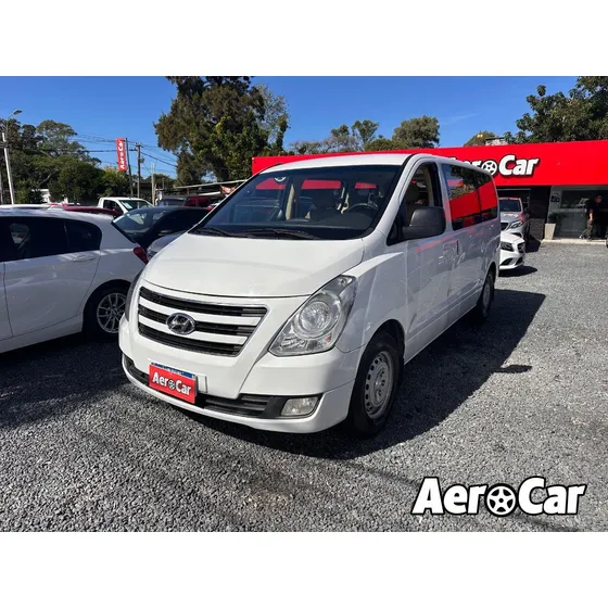 Hyundai H1 Mbus 12 Pax
