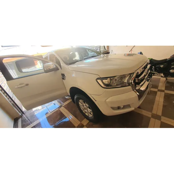 Ford Ranger 2.5 Xlt Cabina Doble 4x2 Mt