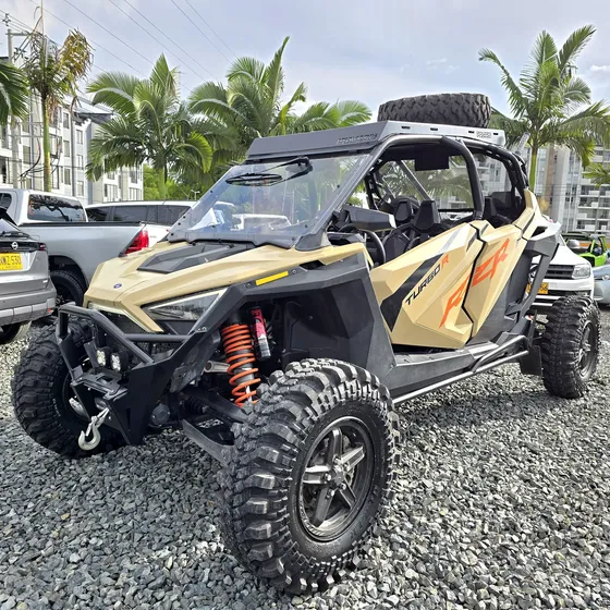POLARIS RZR TURBO R 4 Puestos 2024 1.0 Turbo