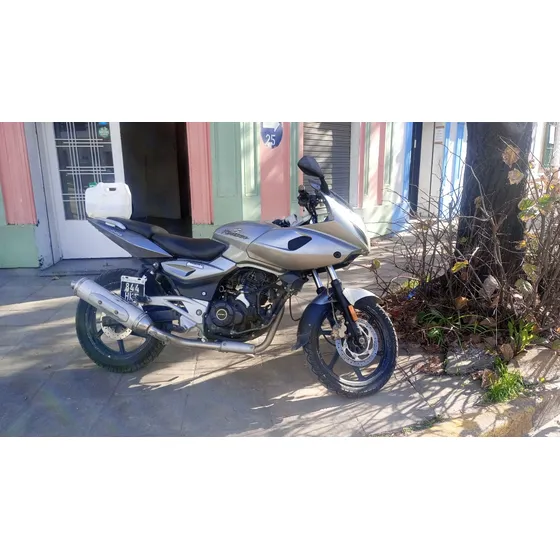 Bajaj Rouser 220f Lista Para Transferir. Hermosa Moto.