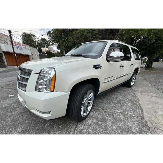 Cadillac Escalade 6.2 Paq P Plinum 4x4 At