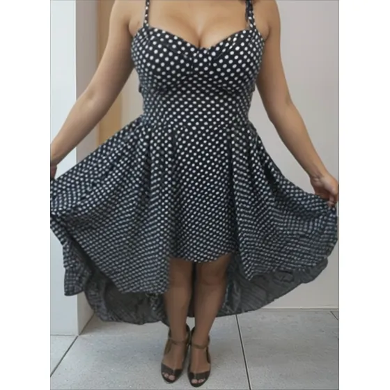 Vestido De Coctel De Puntos Usado Talla S