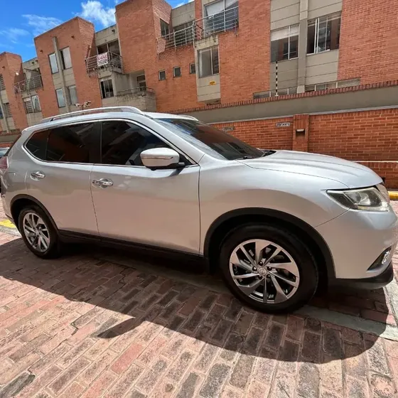 Nissan X-trail 2016 Exclusive Full Equipo