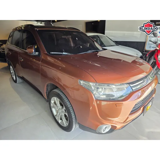 Mitsubishi Outlander 3.0 Gt 4x4 V6 24v Gasolina 4p Automático