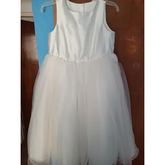 Vestidos De Niñas Usados Ideal Para Matrimonios O Bautizos