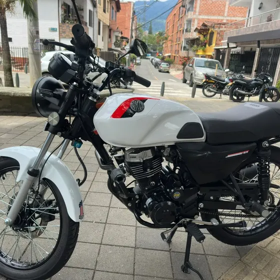 Nkd 125 En Excelentes Condiciones, Con Tan Solo 9.000 Km