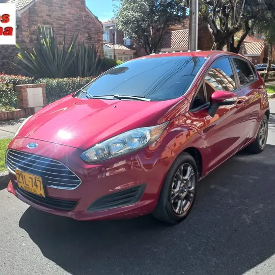 Ford Fiesta 1.6 Hatchback Se usado en Usaquén