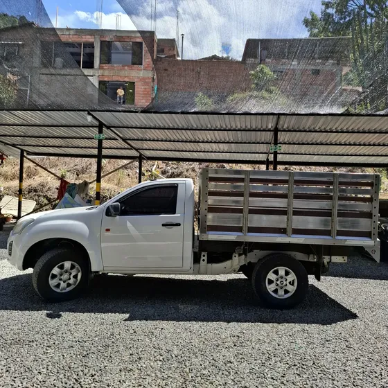 Chevrolet D-max 2019 2.5l Mecánica 4x4