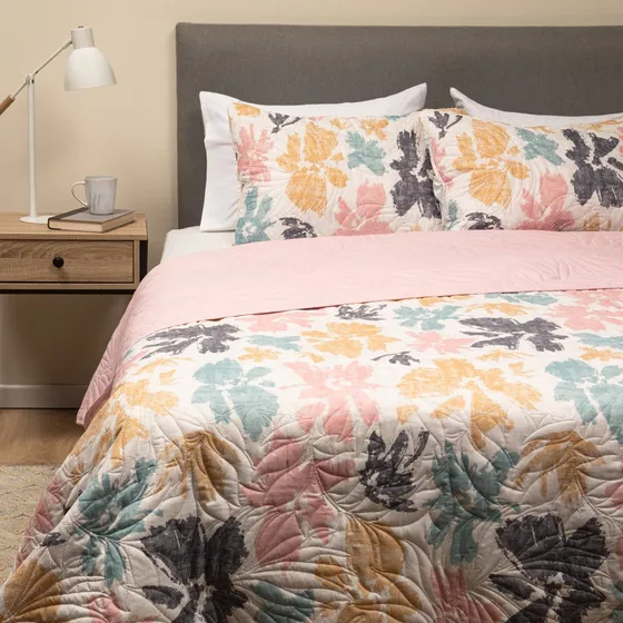 Cubrelecho Edredon Quilt Doble Estampado Doble Faz +fundas Color Flores/Rosado