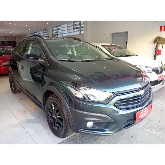 Chevrolet Onix 1.4 Activ Aut. 5p