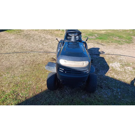 Tractor Poulan 17,5  Modelo 2019  Corte 42  Pulgadas