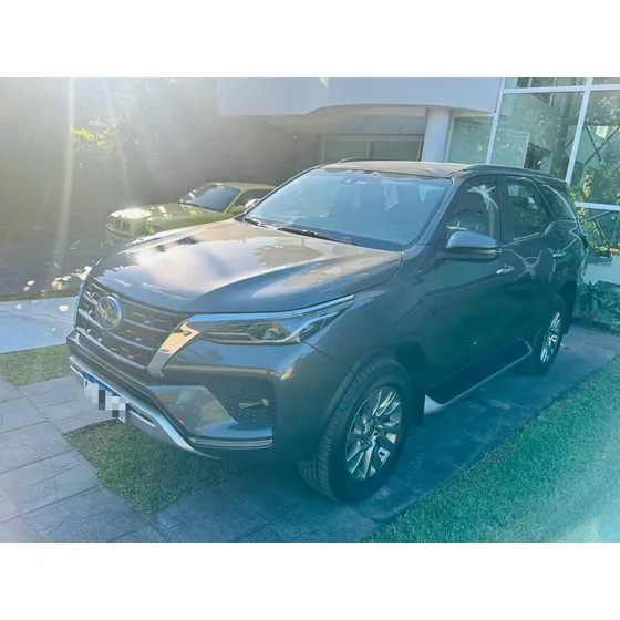 Toyota Hilux Sw4 2.8 Srx 177cv 4x4 7as At